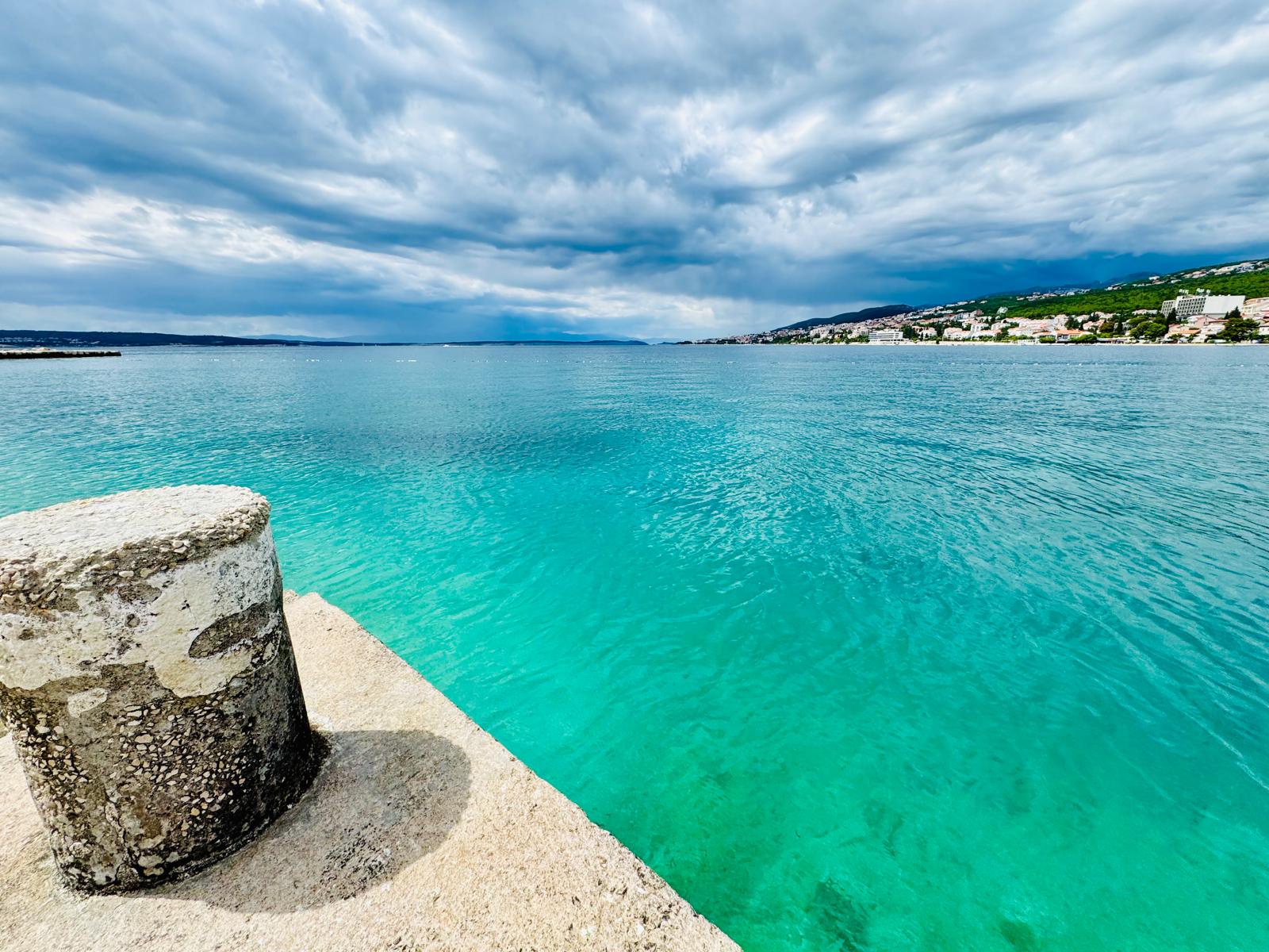 Turquoise sea at Crikvenica, 3.5 km away
